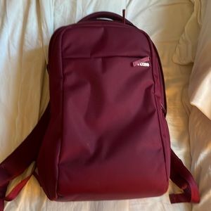 Incase ICON laptop backpack great condition